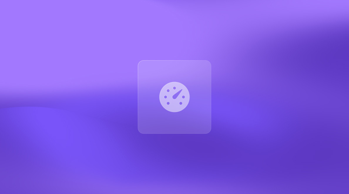 Arrière-plan violet avec une îcone de compteur de vitesse blanc, illustrant l'optimisation des ressources et le développement fonctionnel.